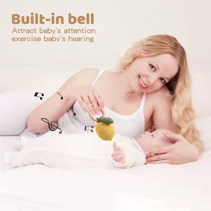 Baby handgehaakte rammelaar met bijtring