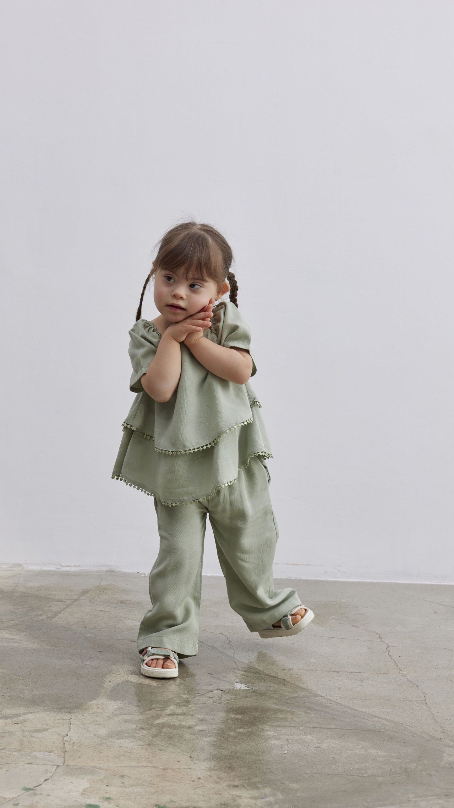 Girls two piece set | Top and pants