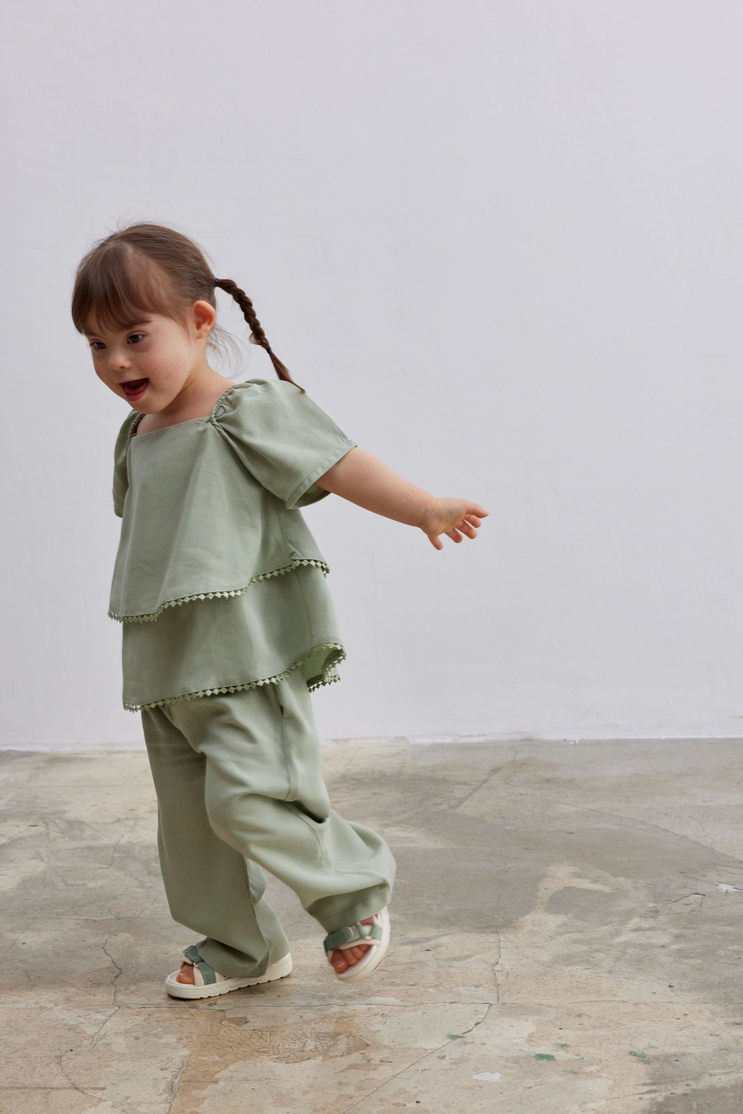 Girls two piece set | Top and pants