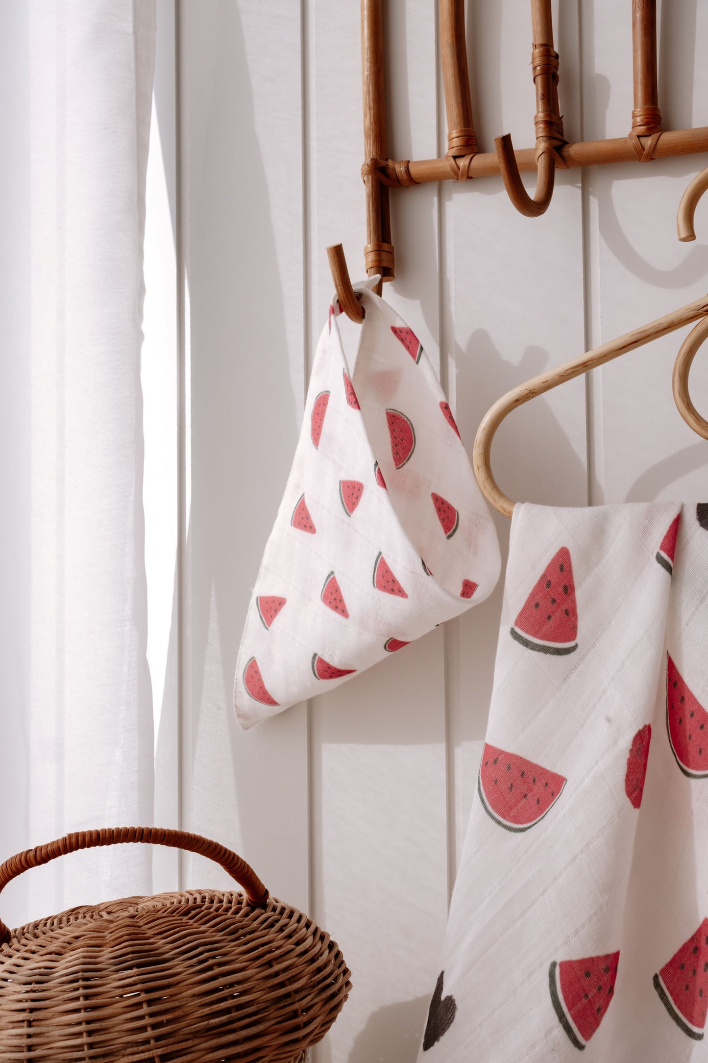HOPE Watermelon hydrophilic bib