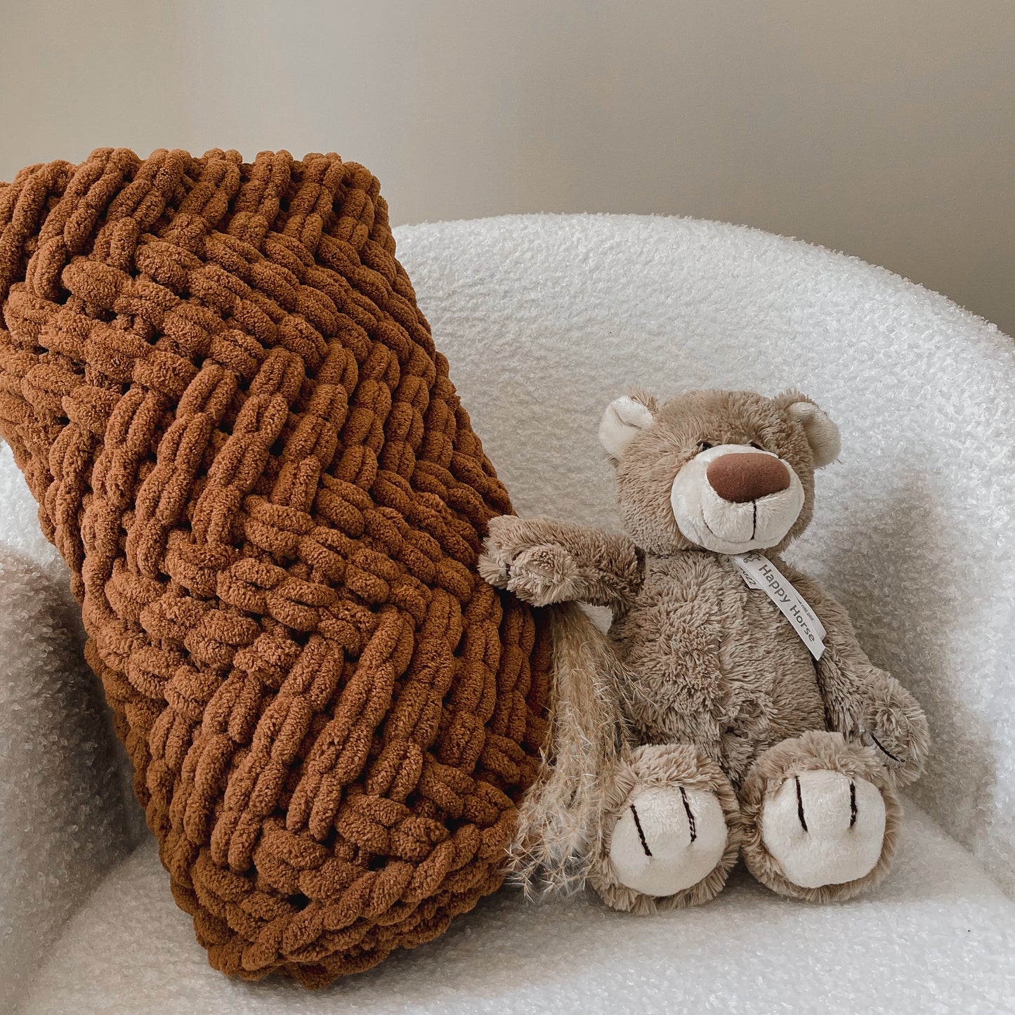 Handmade puffy babydeken | Bruin