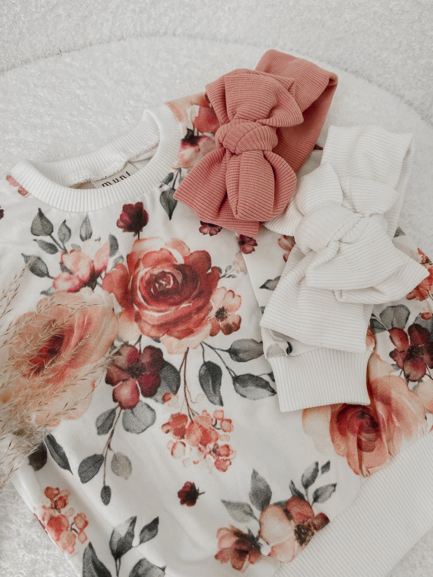 Cotton sweater with floral print