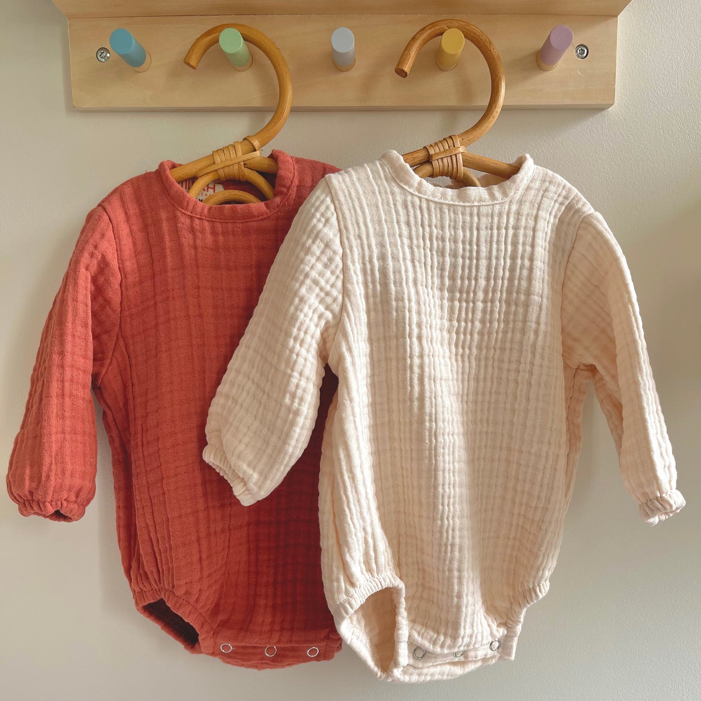 Alya muslin romper - Sunset