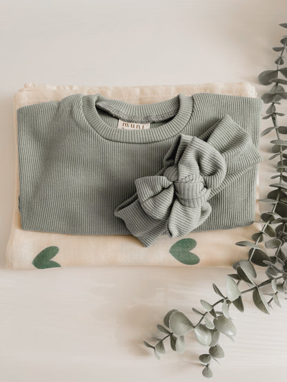 Mintfarbenes geripptes Set aus Baumwolle | Pullover mit Hose