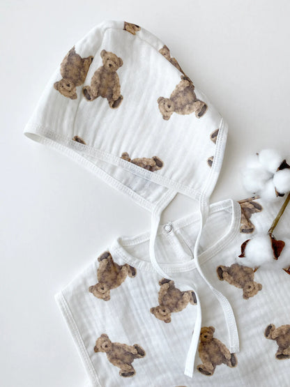 Teddybear Slabbetje & Bonnet | Organic Muslin