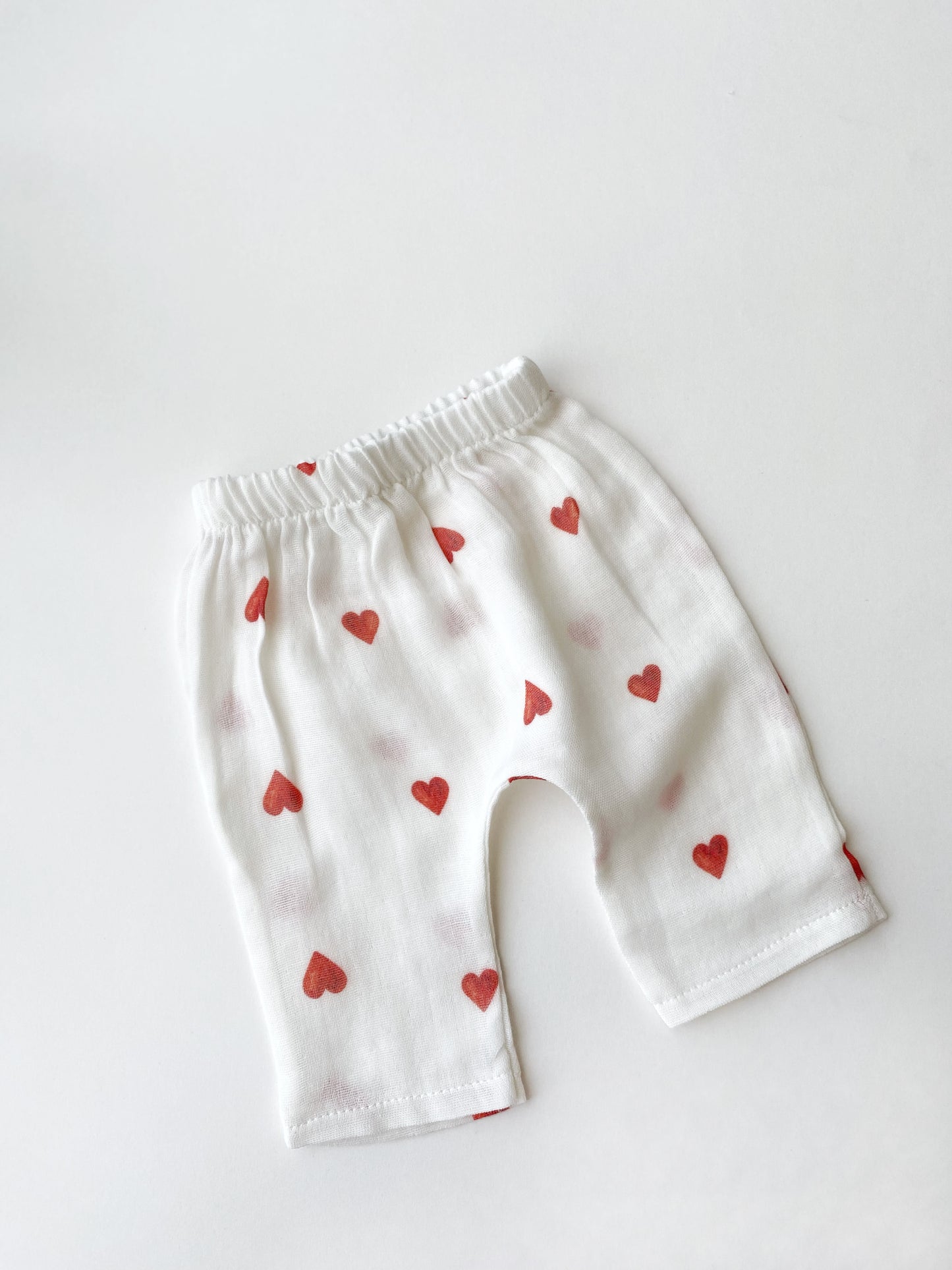 Red hearts | Organic Muslin Newborn set | 5-piece