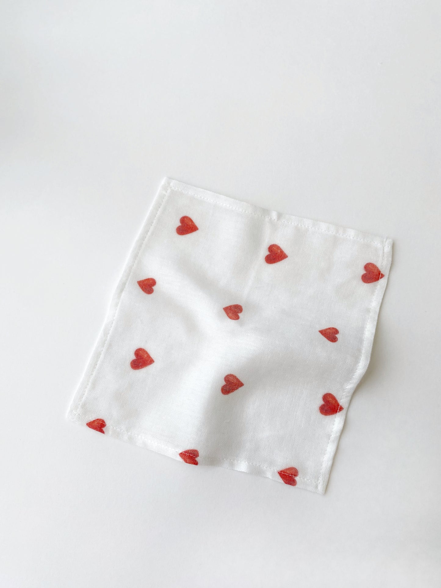 Red hearts | Organic Muslin Newborn set | 5-piece