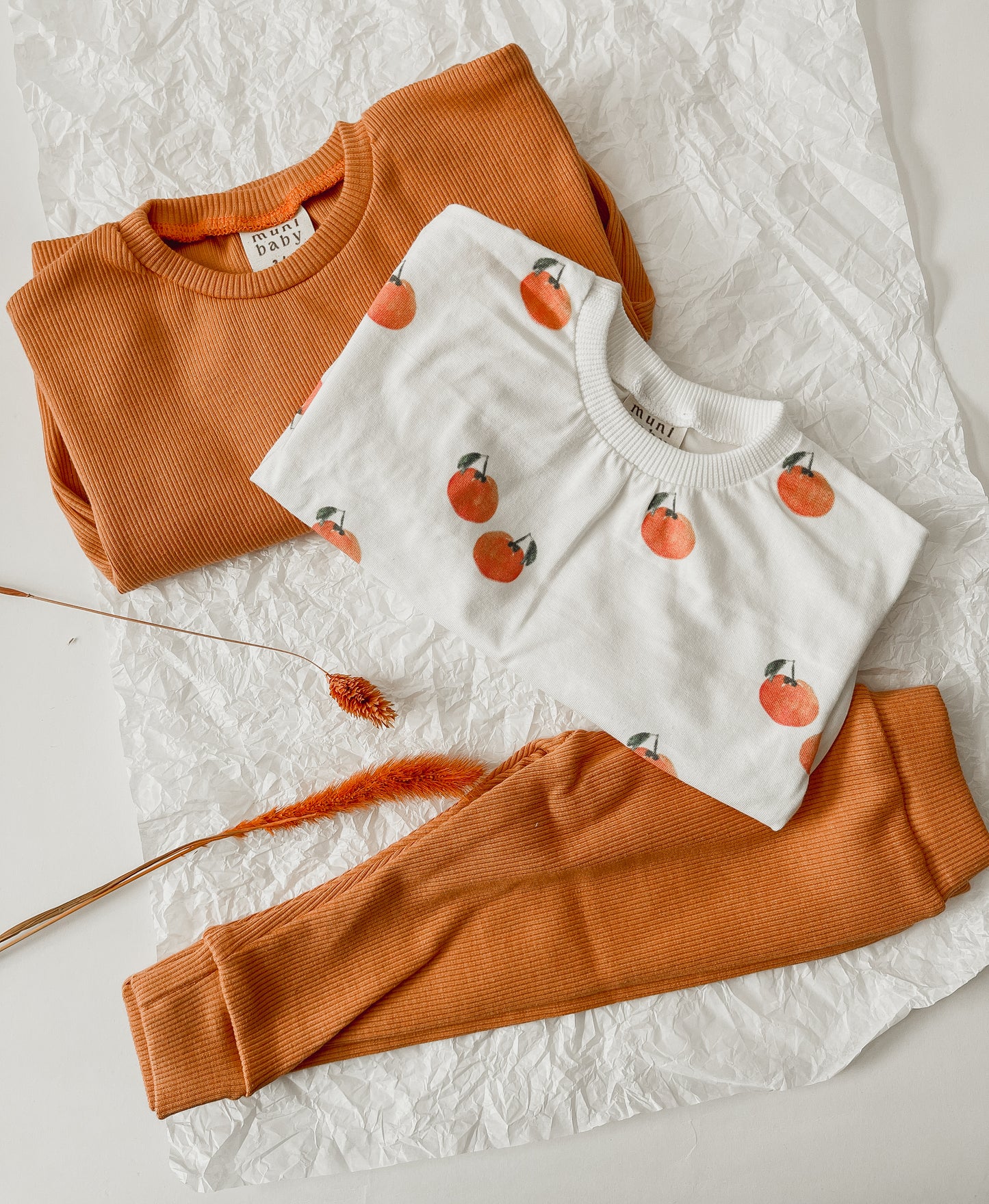 Oranje katoenen geribde set | Sweater met broekje