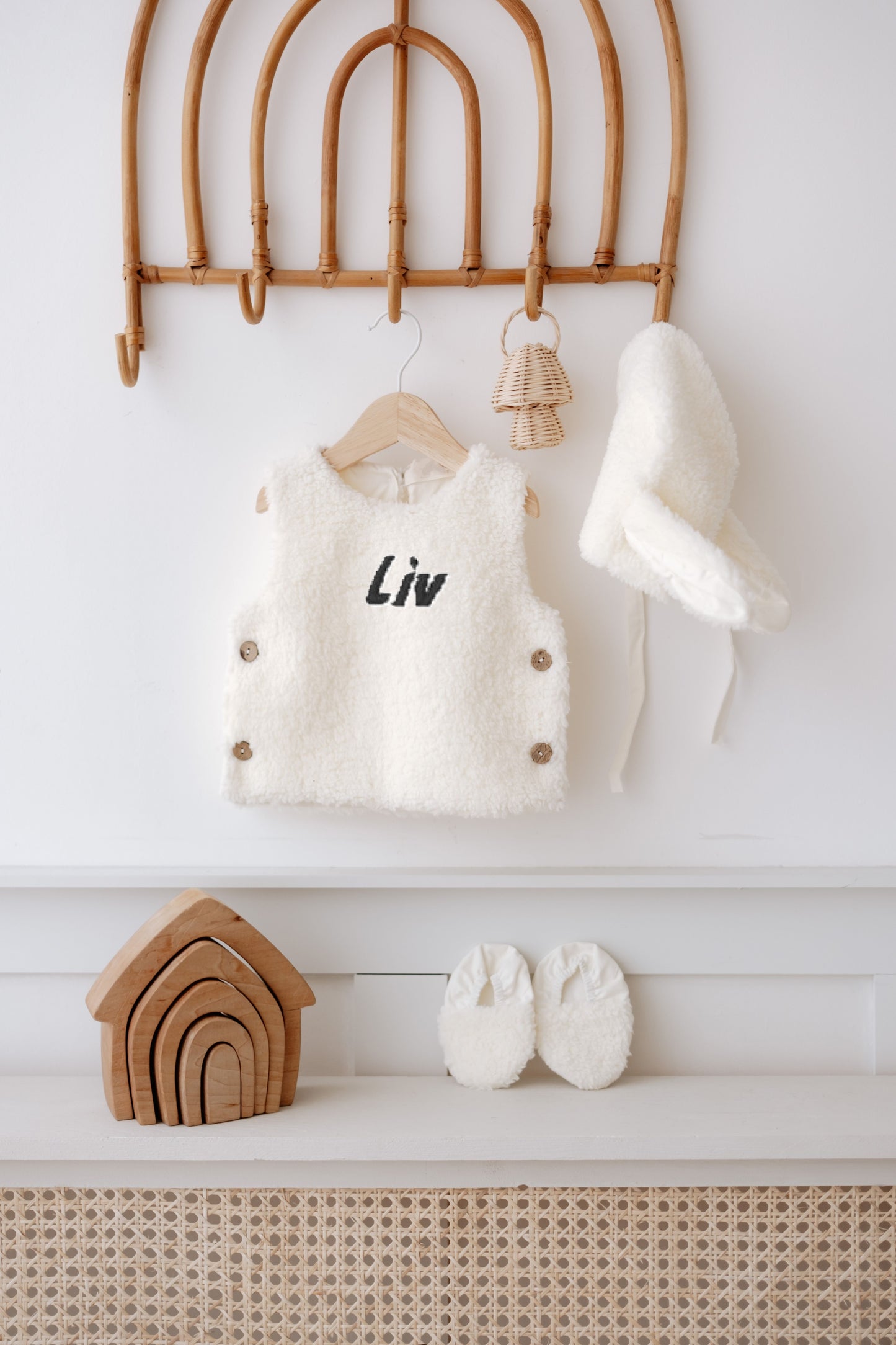 Teddy Baby vest with hat and anti-slip slippers | Ekru