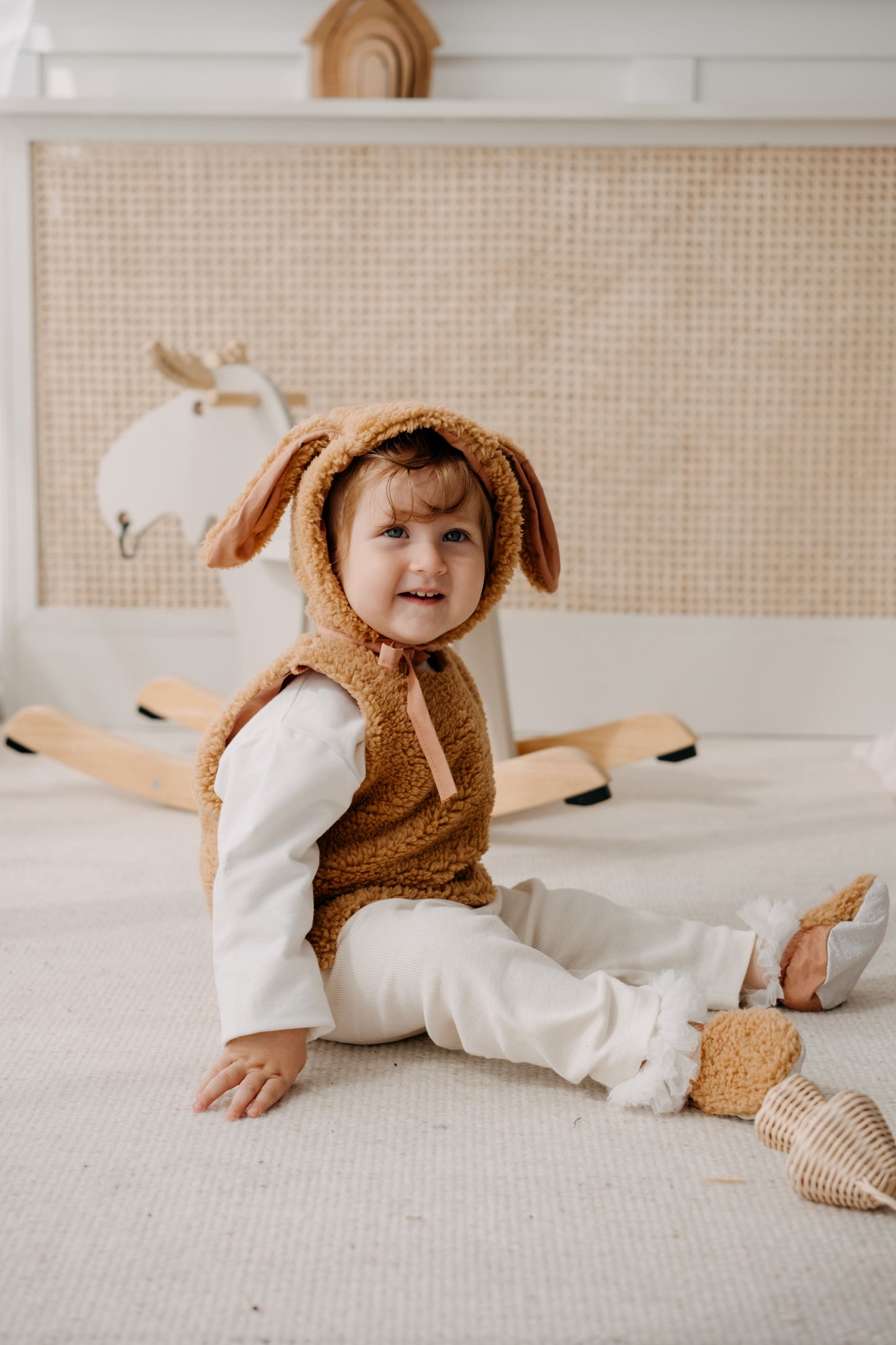 Teddy Baby gilet met muts en anti-slip slofjes | Camel