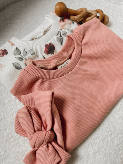 Geripptes Set aus rosafarbener Baumwolle | Pullover mit Hose