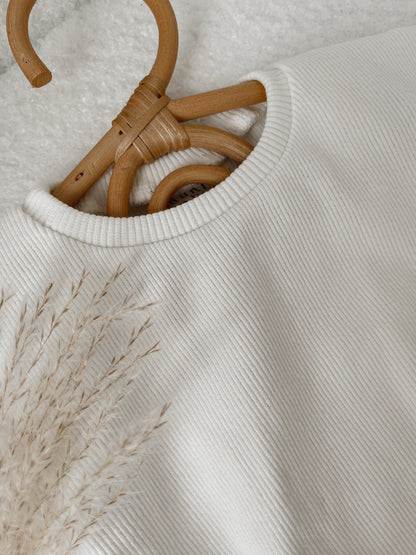 Geripptes Set aus elfenbeinfarbener Baumwolle | Pullover mit Hose