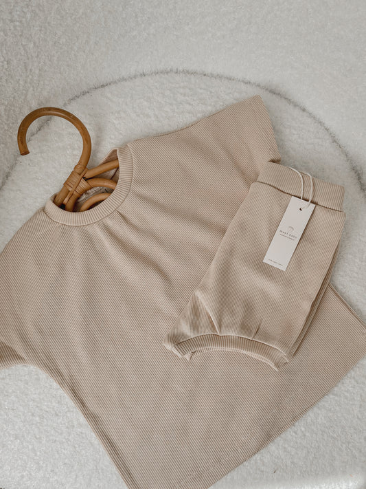 Two-piece cotton set | T-shirt and shorts Ekru